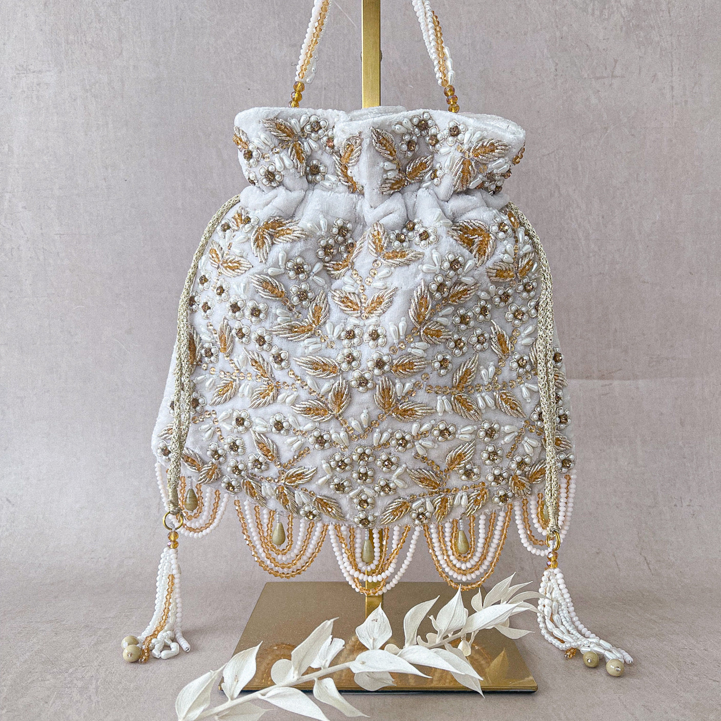 Kiya Potli (White)