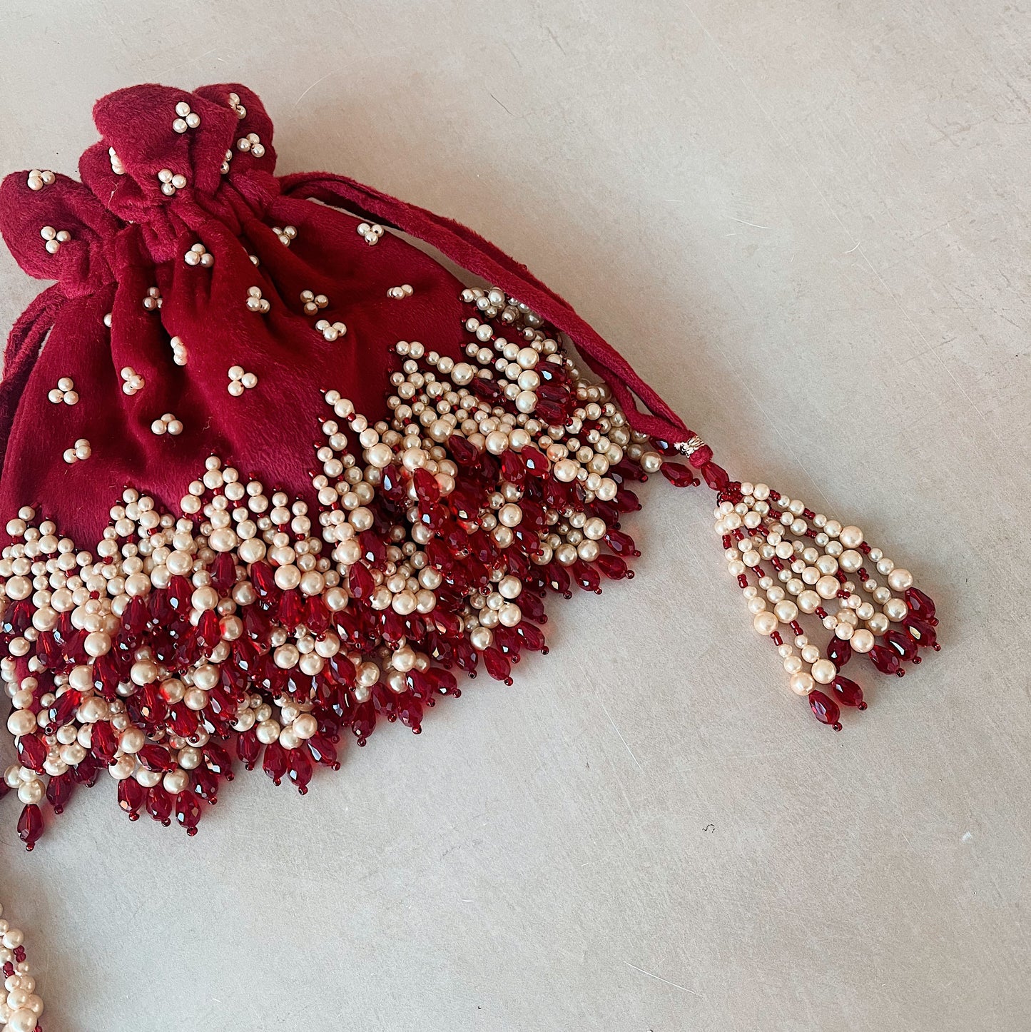 Khemari (Deep Red)