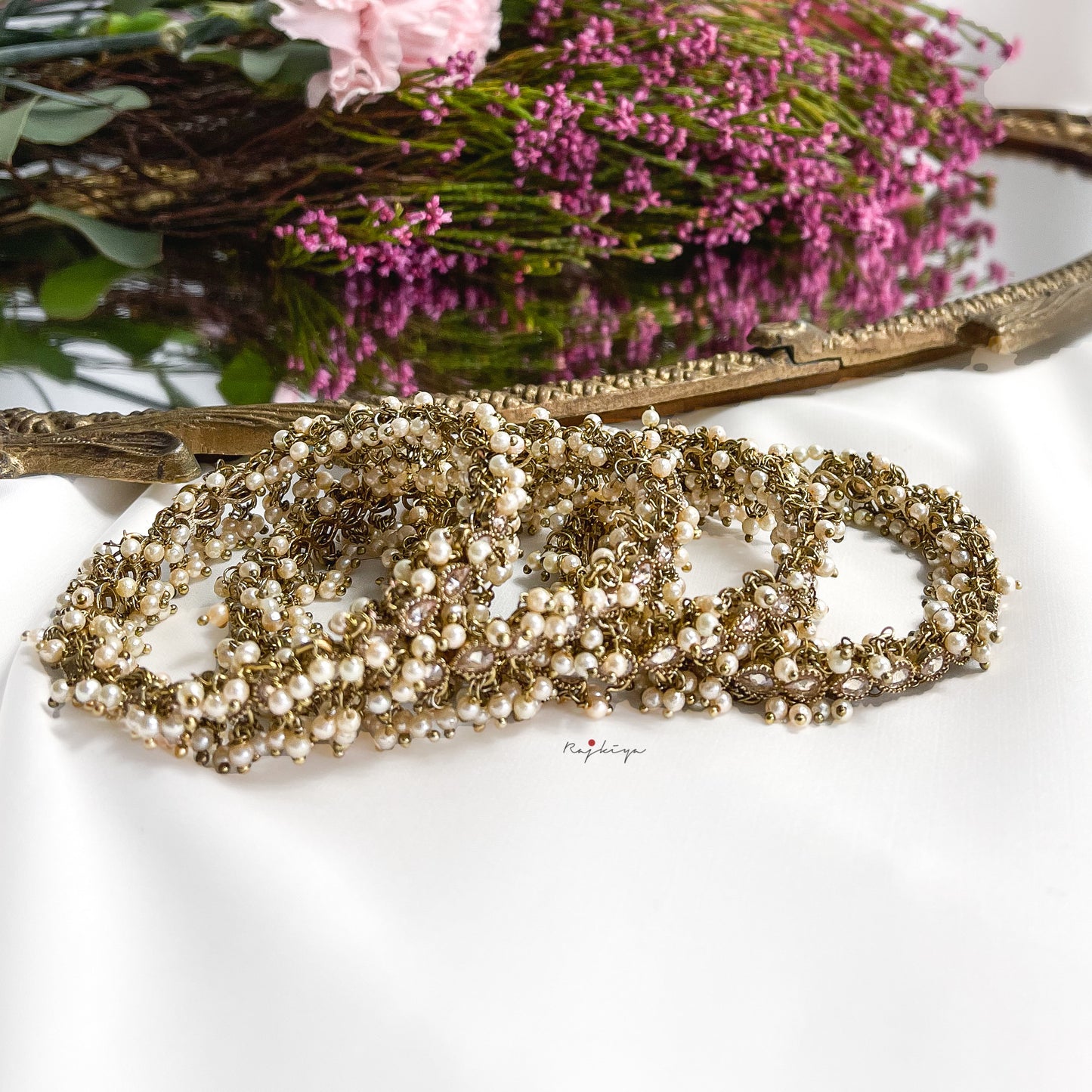Kayali (Pearls)