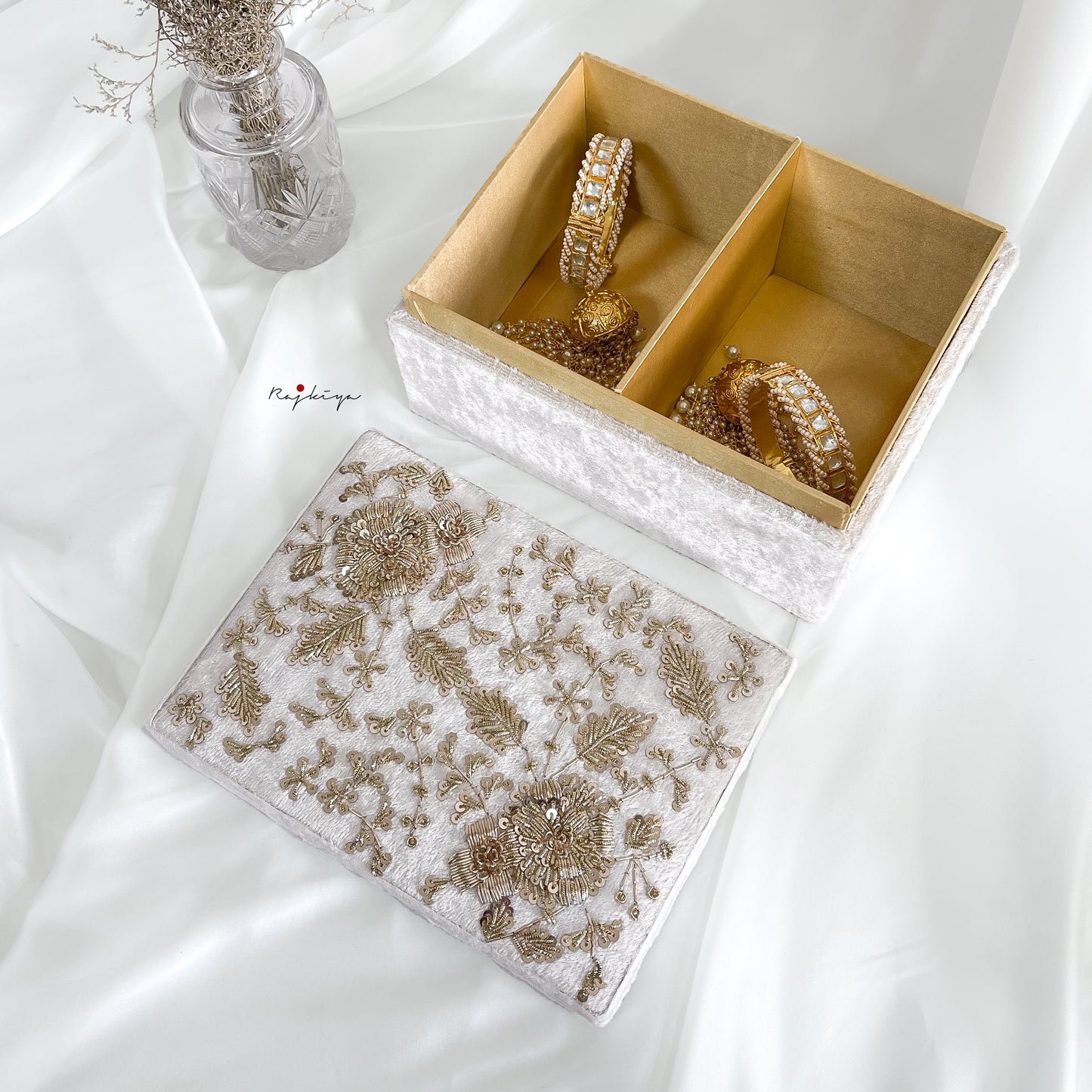 Kalire Dainty Jewellery Box (Off White)