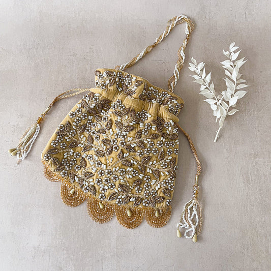 Kiya (Deep Gold)