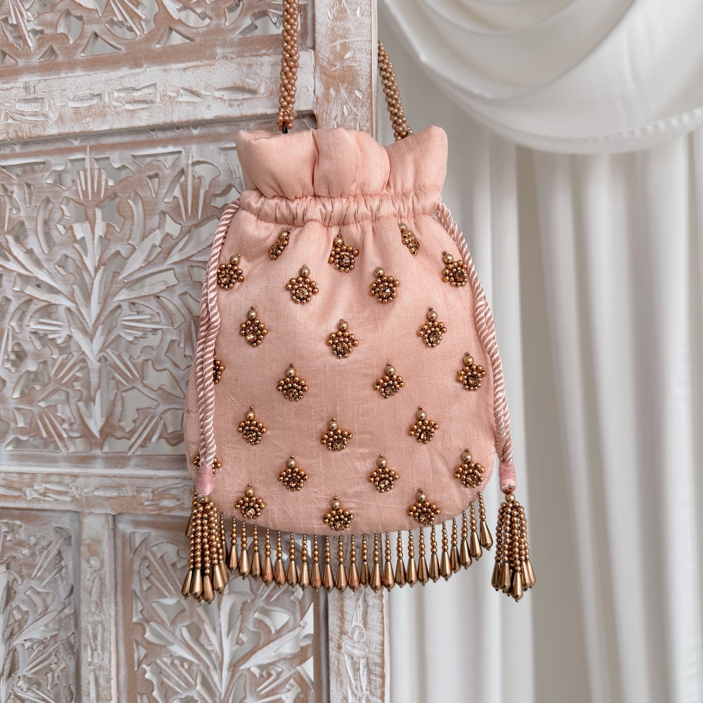 Nuur Potli Bag