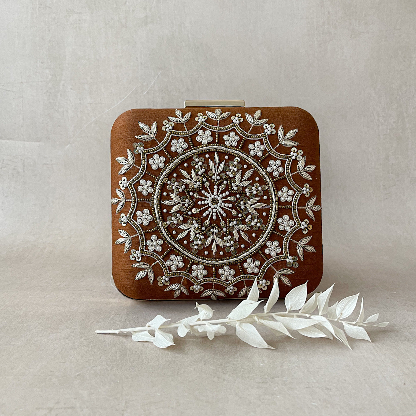 Virala SQ (Brown)