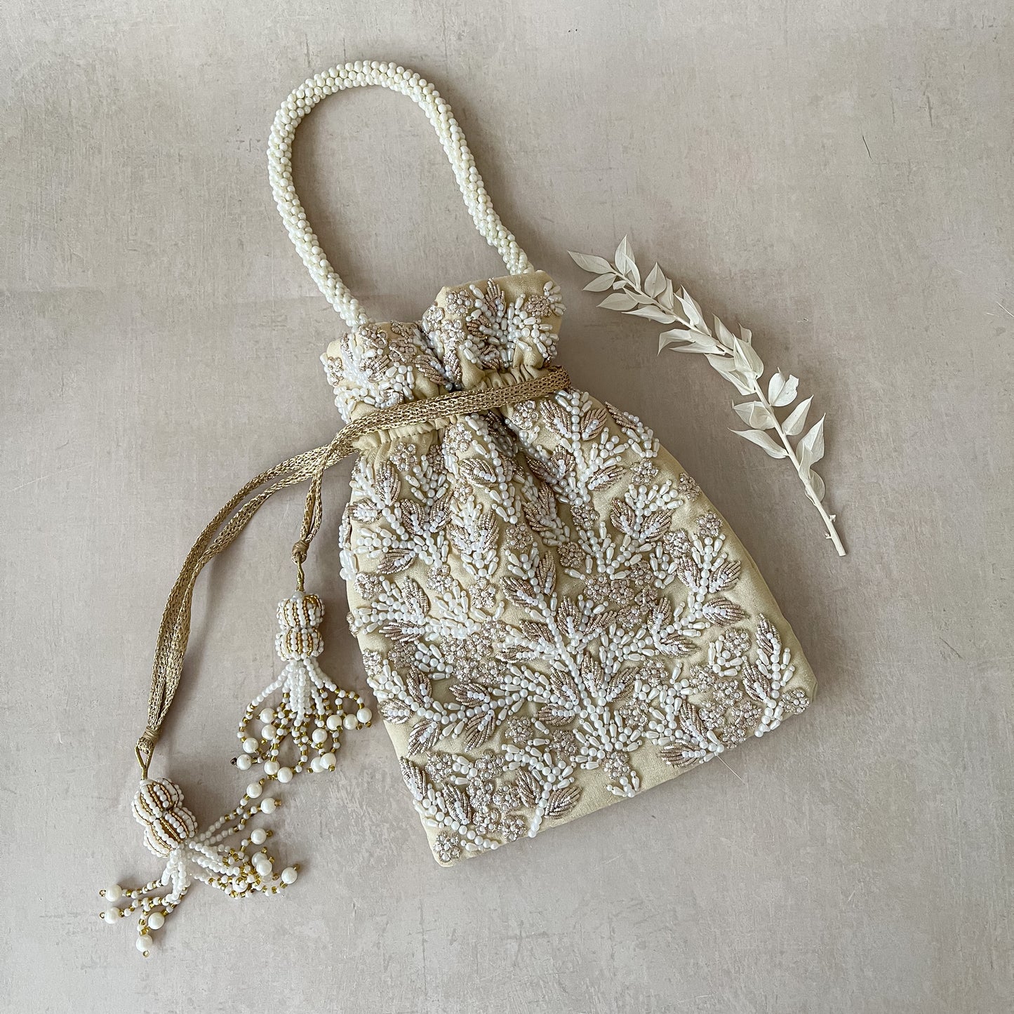 Enchant (gold)