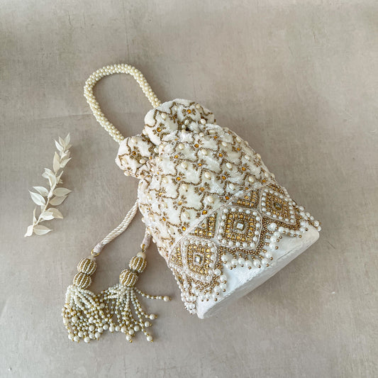 Amanah (Off White)