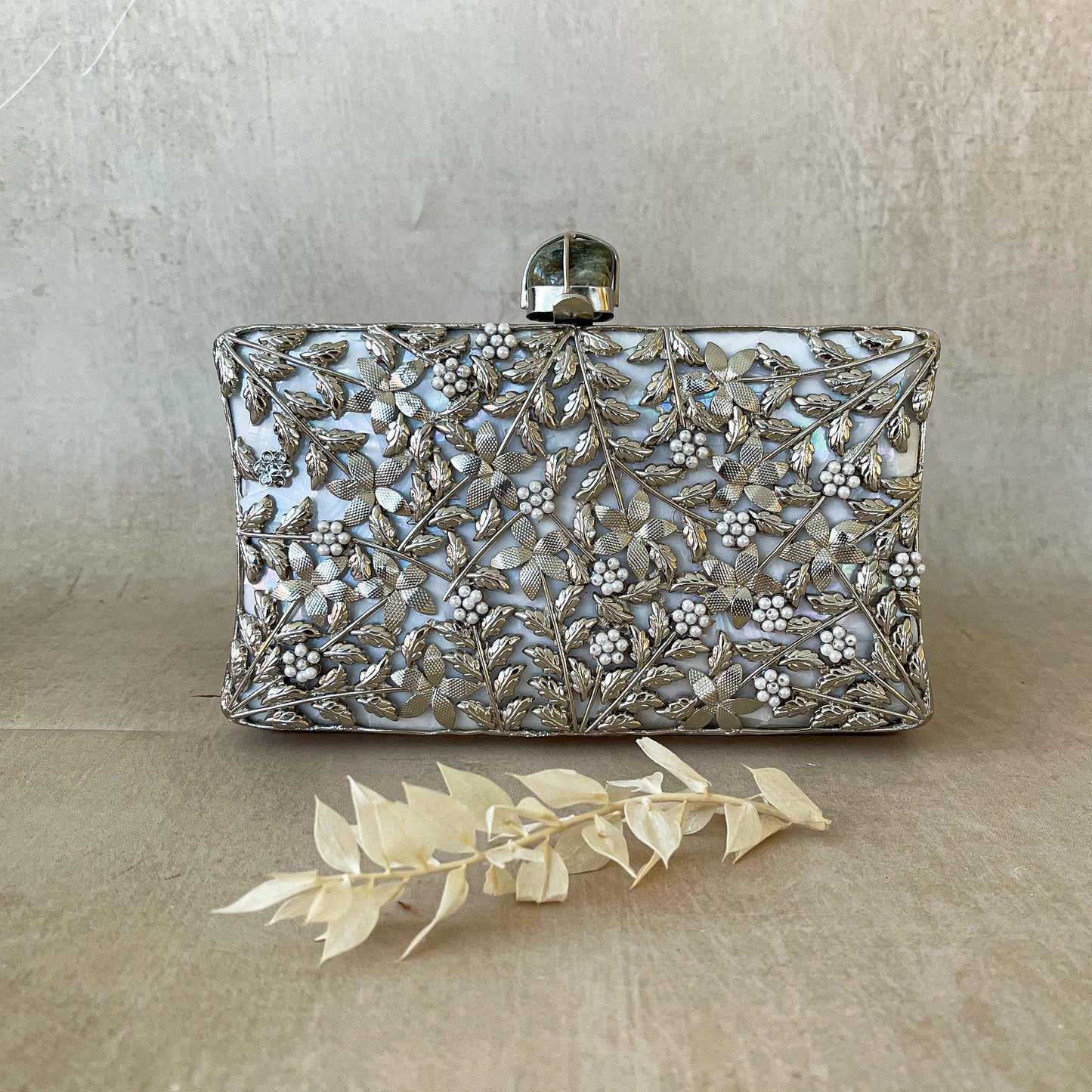 Chantilly Silver