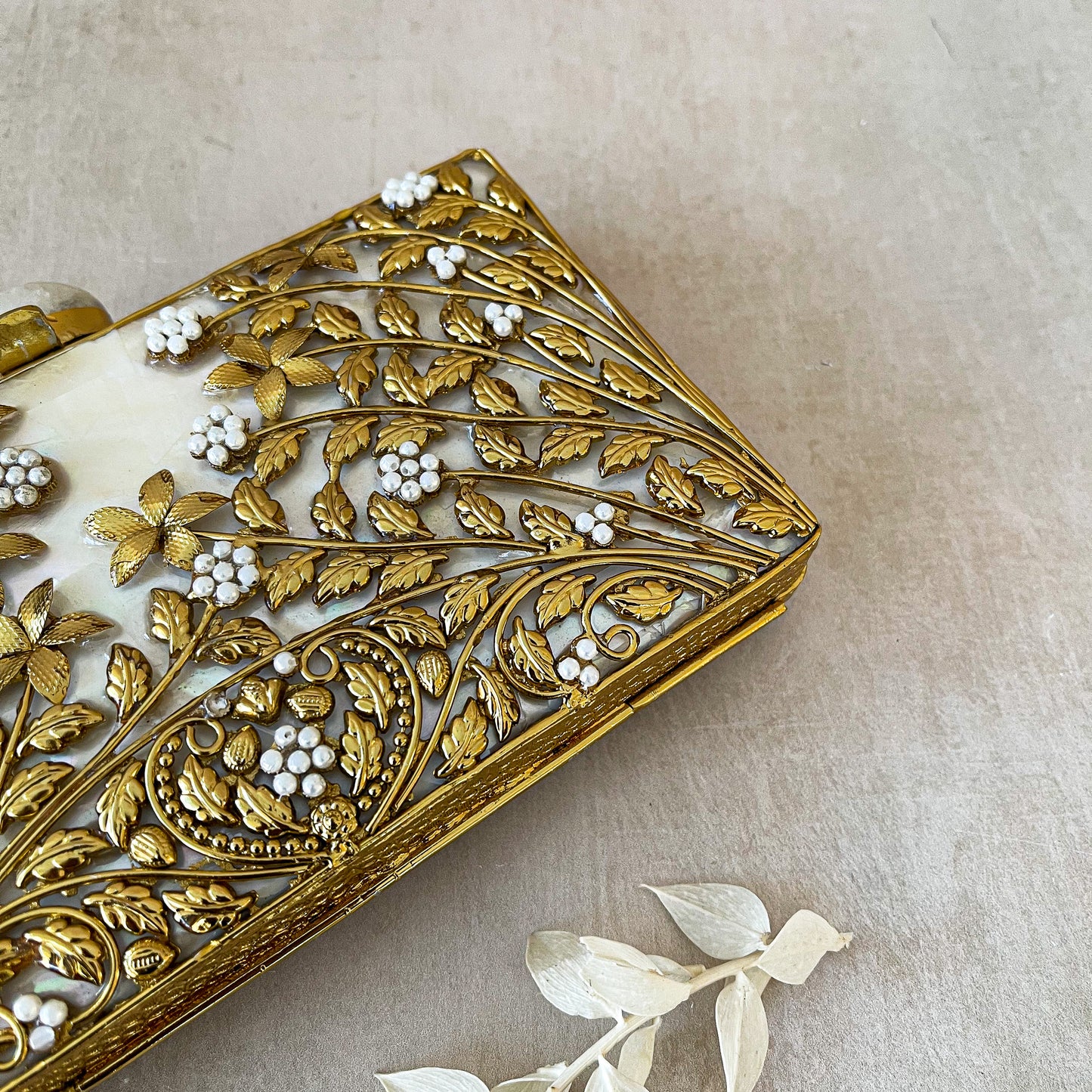 Eden (Gold)