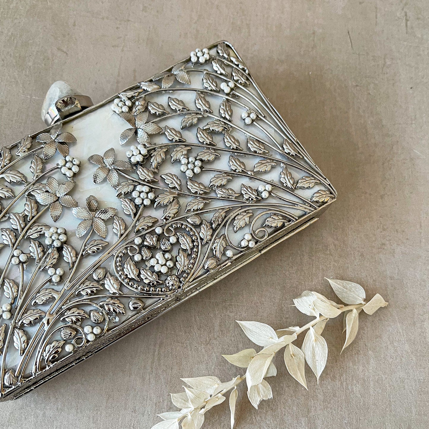 Eden (Silver)