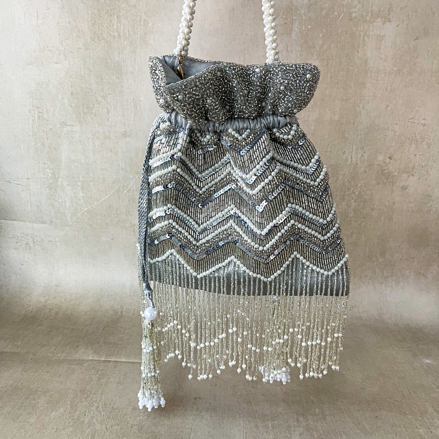 Empressa (Silver)