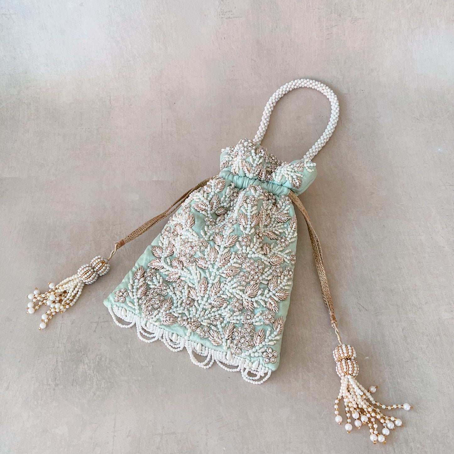 Enchant (Mint)