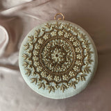 Virala White (Circle)