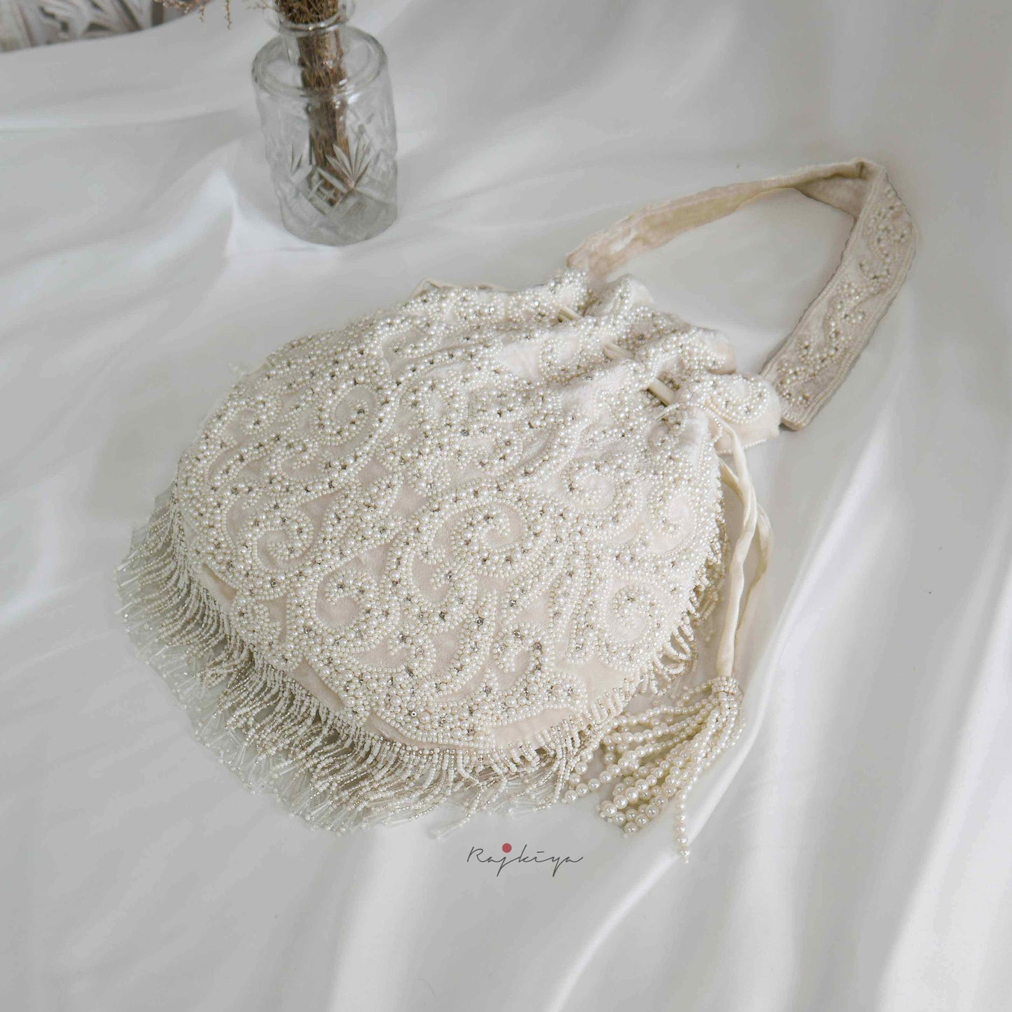 Layla Potli (White)