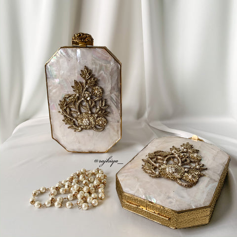 Leylat (Mother of Pearl)