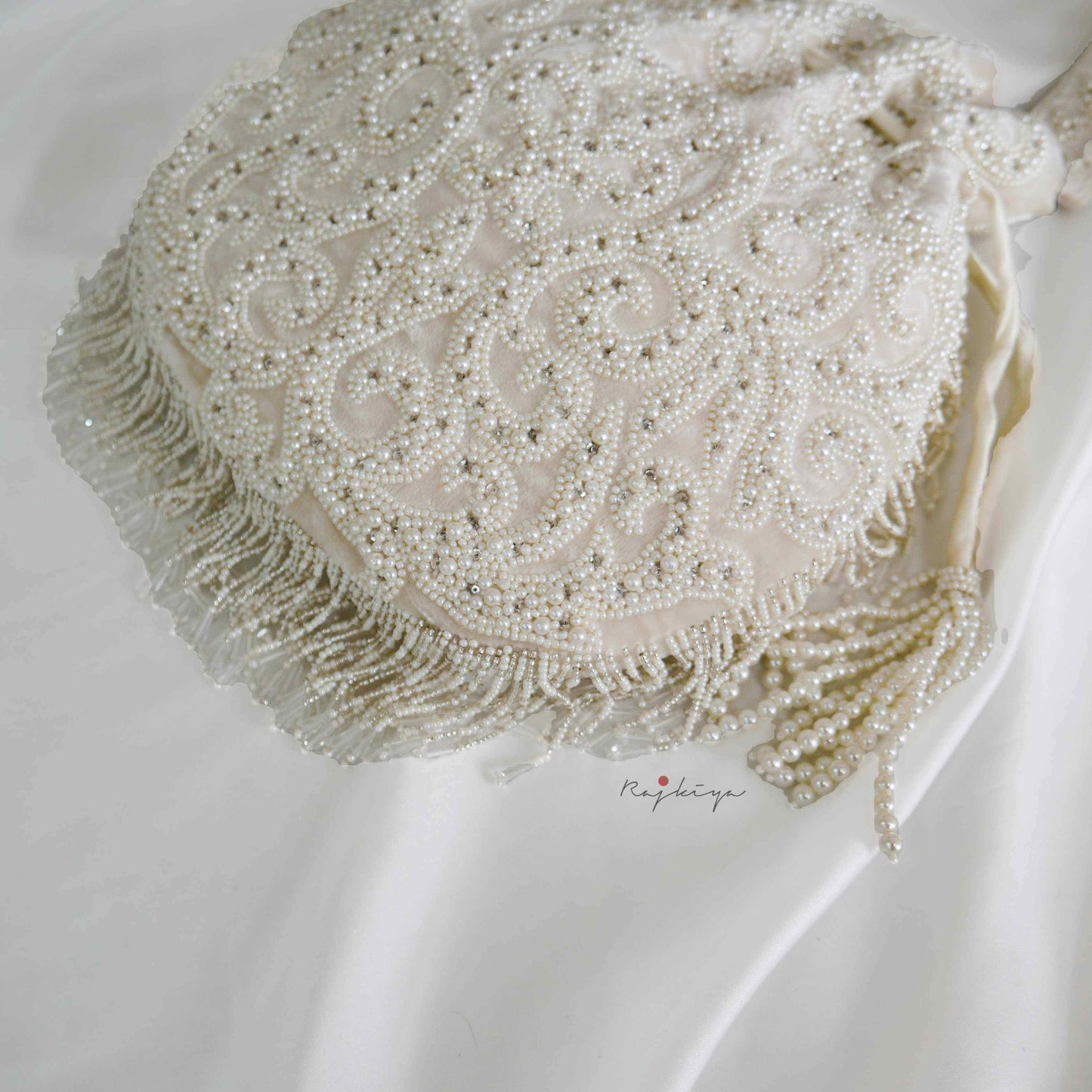 Layla Potli (White)