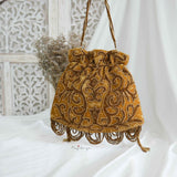 Uma Potli (Bronze)