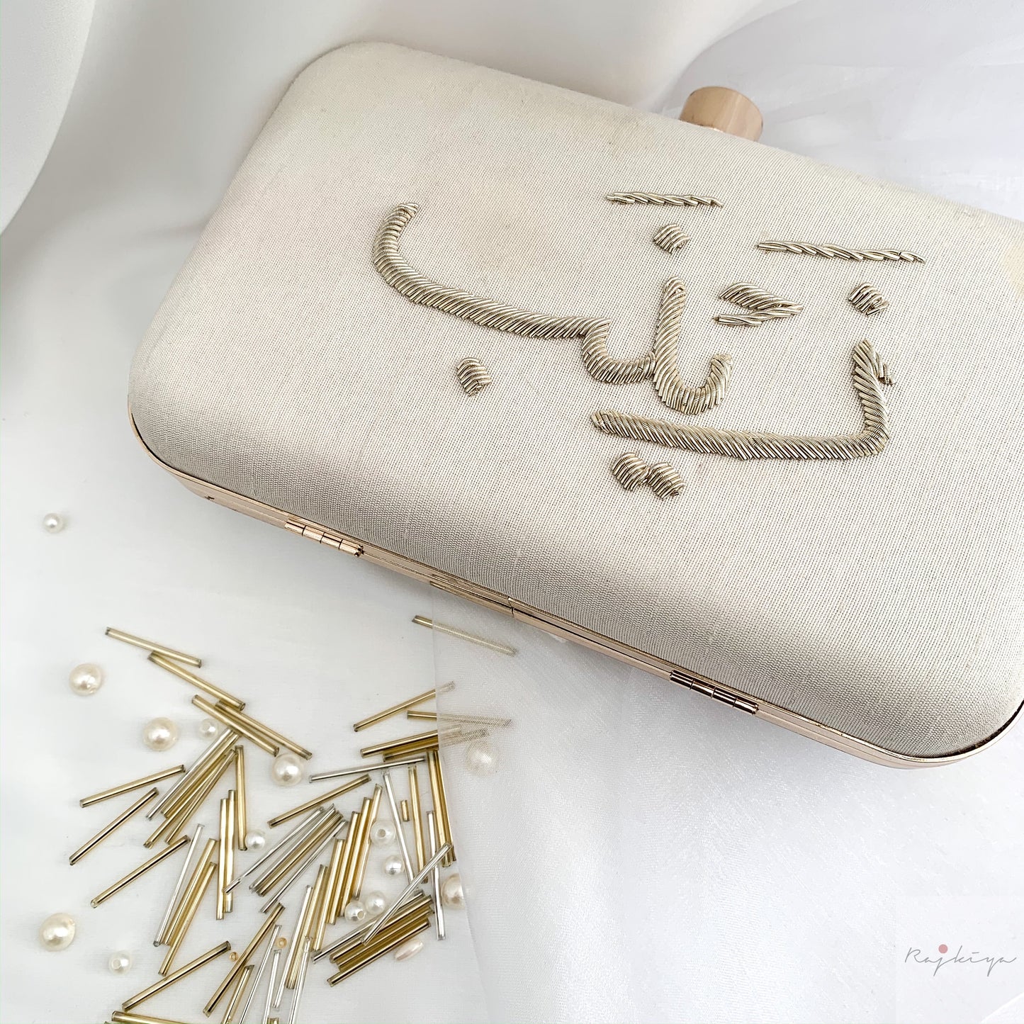 Dainty Personalised