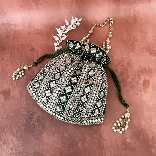 Chashni Potli (Mehendi Green)