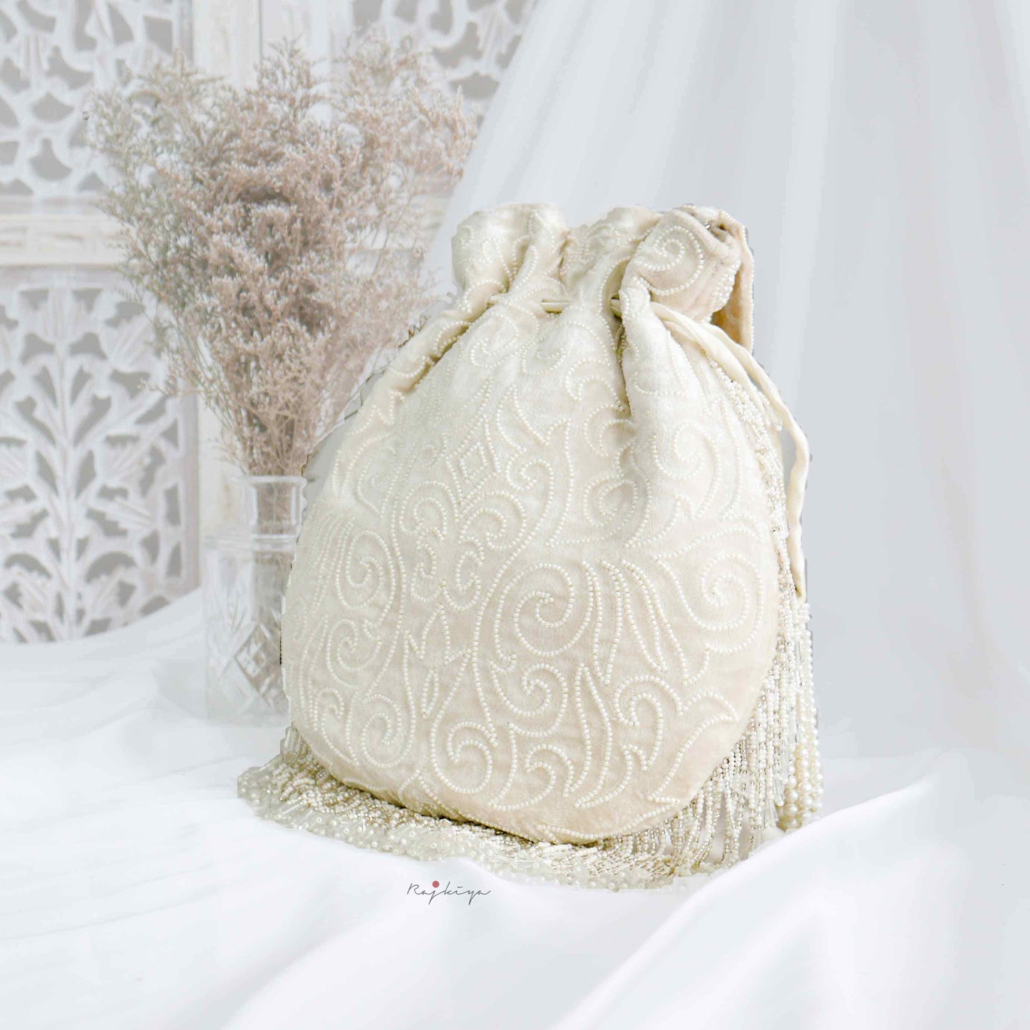 Layla Potli (White)