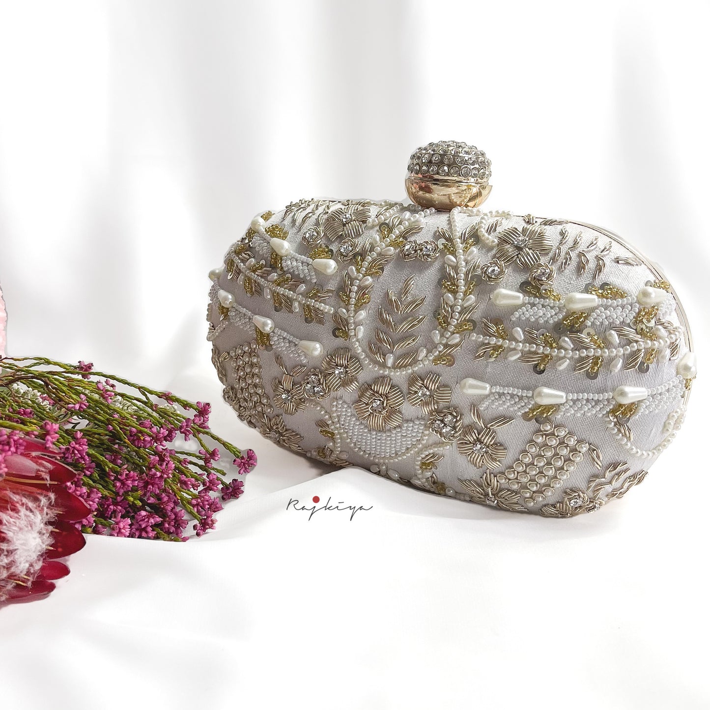 Lilia Capsule